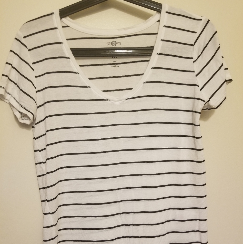 Striped tshirt sz xsmall